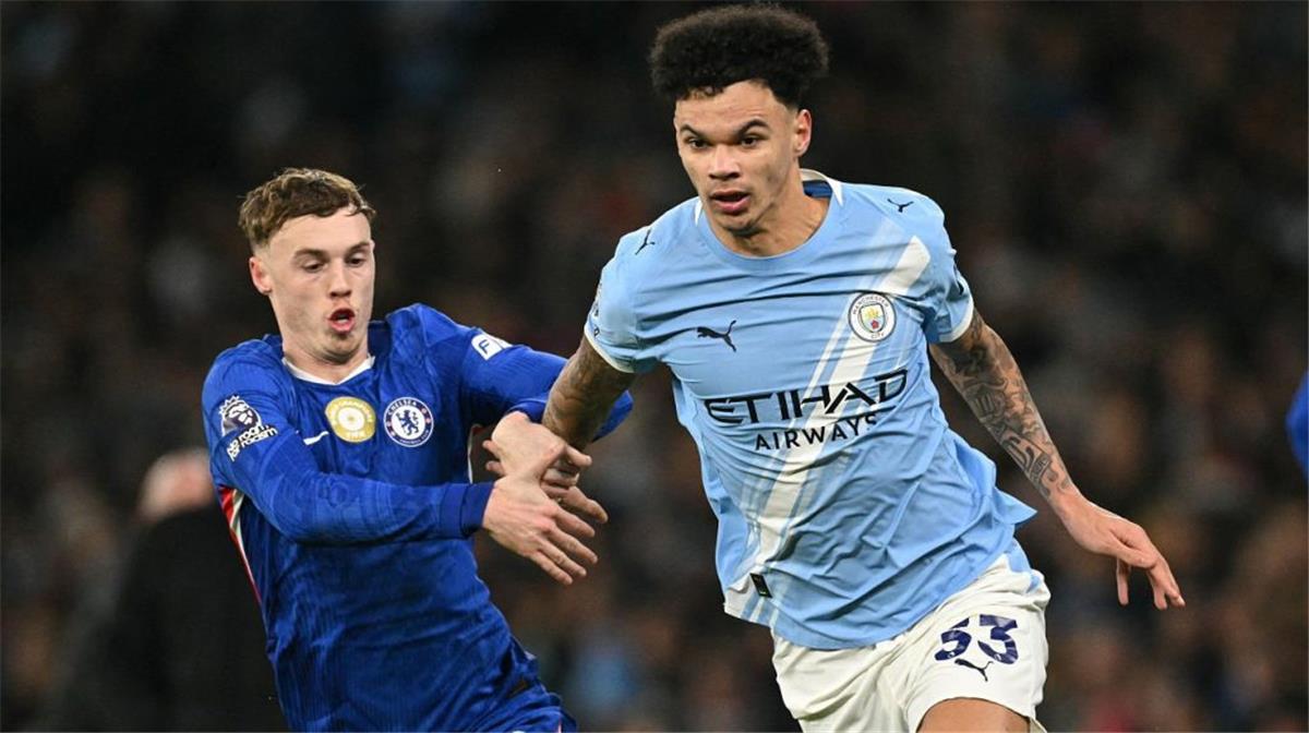 قمة البريميرليج المنتظرة: دليلك الشامل لـ مشاهدة مباراة مانشستر سيتي وتشيلسي والقنوات الناقلة اليوم