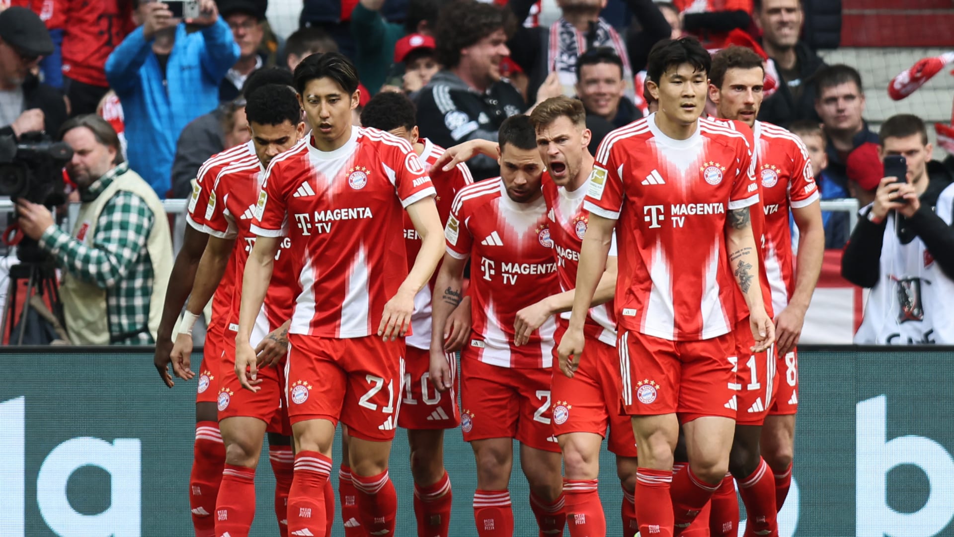 بايرن ميونخ يرسخ هيمنته: اللقب الـ35 يؤكد مكانته كالأكثر تتويجاً بالدوري الألماني