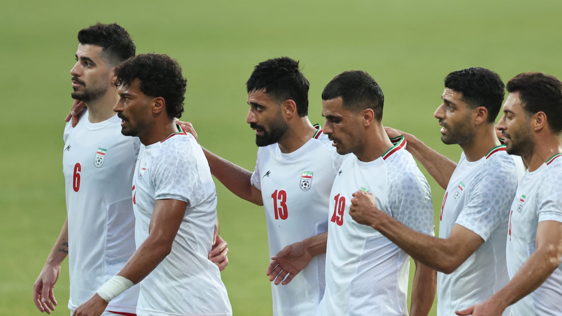 تأشيرات المونديال: جدل سياسي يلقي بظلاله على عرقلة سفر منتخب إيران لأمريكا